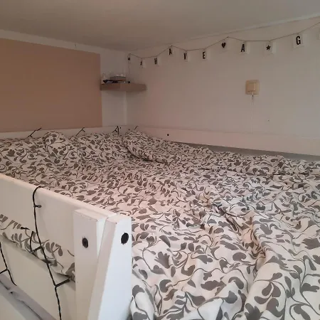 Maison Bucolique A Anhee, Vue Meuse Et Falaises Holiday home *